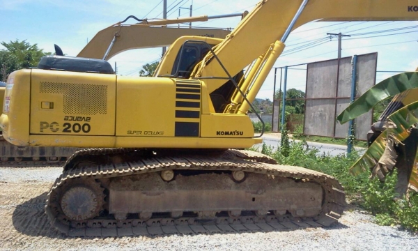 KOMATSU BH4