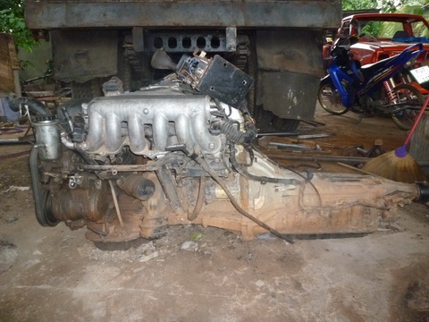 ขายเครื่อง J TOYOTA เกียร์ออโต้พร้อมถังแก๊สติดรถยนต์