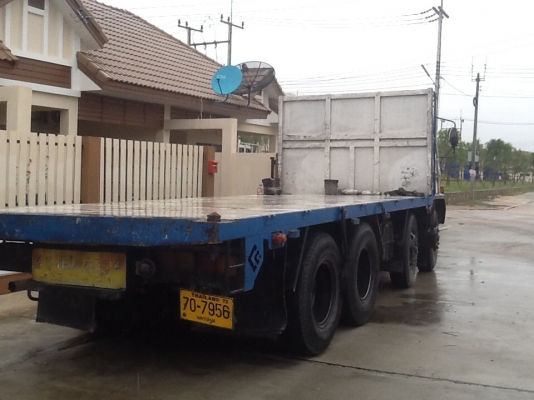 ISUZU ROCKY 175 12ล้อ บรรทุกได้30ตัน ISUZU ROCKY 175 12ล้อ บรรทุกได้30ตัน