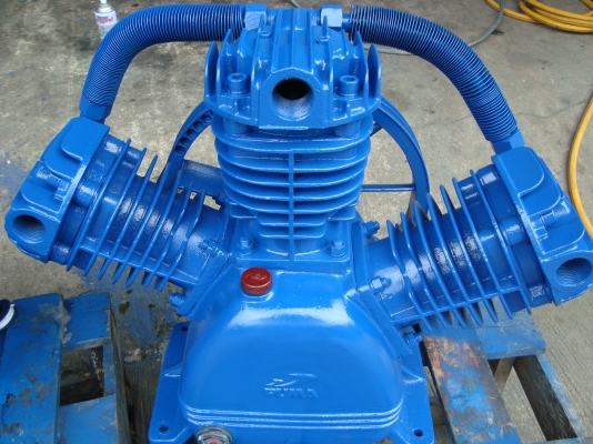 ขายหัวปั๊มลม PUMA 5HP 3สูบ 2หัว สภาพใช้งานได้ 100\%