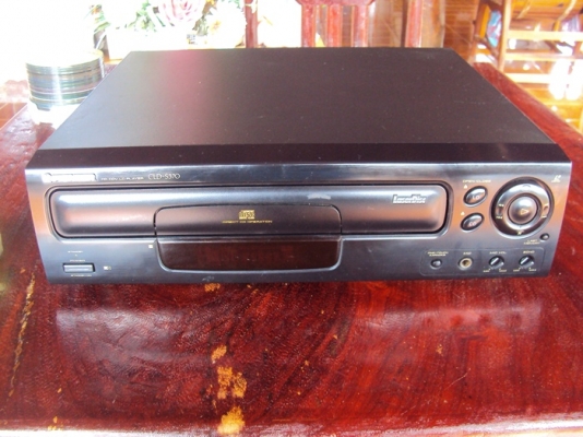 ขายเครื่องเล่นLD ของ PIONEER รุ่น CLD-S370