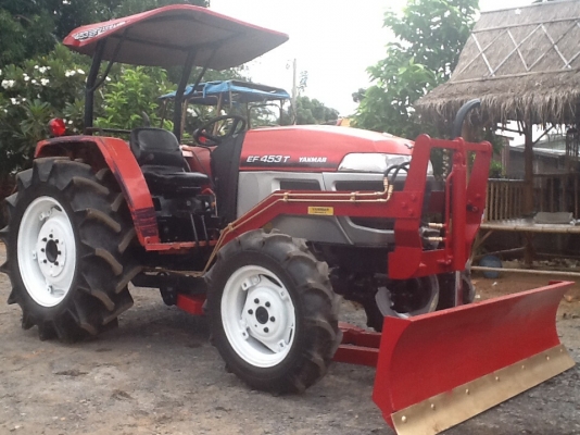 ยันร์ม่า EF453 T 4 WD 2 เพลา ใบมีดดันหน้า