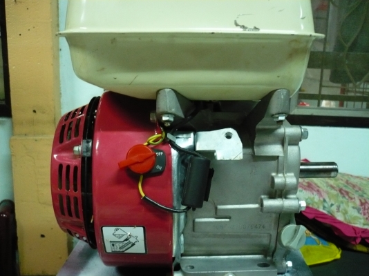 ขายเครื่องHONDA GX200 JAPAN สภาพ 90\%ลดแล้ว5000ครับ