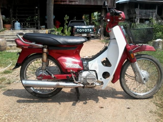 ขายดรีมคุรุทะเบียนเต็มพร้อมโอนรถเดิมๆเจ้าของรักษาดีรถพร้อมใช้ ขาย 14500 บาท