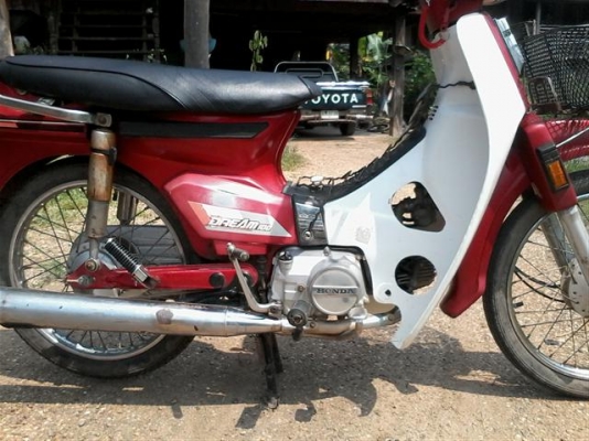 ขายดรีมคุรุทะเบียนเต็มพร้อมโอนรถเดิมๆเจ้าของรักษาดีรถพร้อมใช้ ขาย 14500 บาท