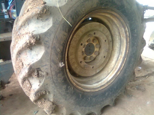 ขาย นิวฮอนแลนด์ 6640 2เพลา ตามสภาพ