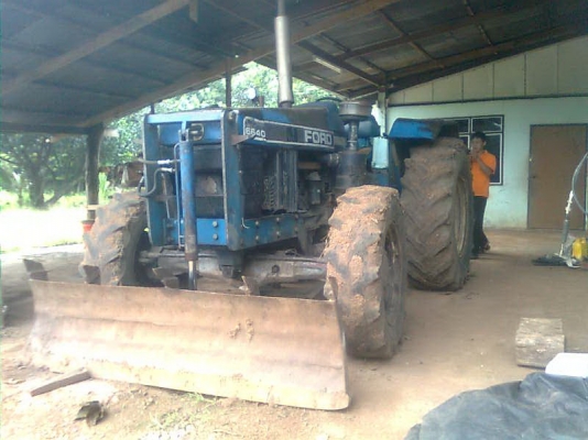 ขาย นิวฮอนแลนด์ 6640 2เพลา ตามสภาพ