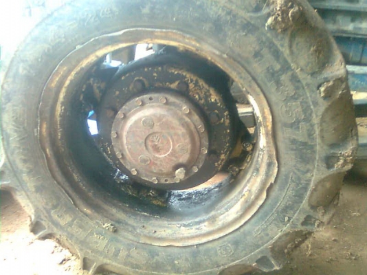 ขาย นิวฮอนแลนด์ 6640 2เพลา ตามสภาพ