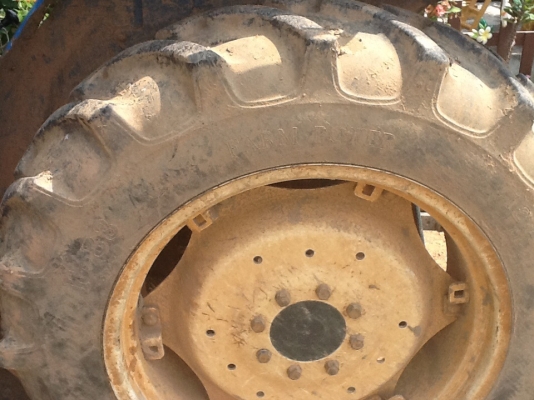 คูโบต้า L3202 4 WD 2 เพลา พวงมาชัยเพาเวอร์ เครื่องหลวมขายตามสภาพ ยังใช้งานได้ปรกติ