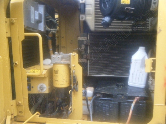 รถแบคโฮ ยี่ห้อ CAT รุ่น 312D รถออกห้างเมโทร