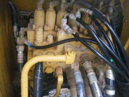 รถแบคโฮ ยี่ห้อ CAT รุ่น 312D รถออกห้างเมโทร