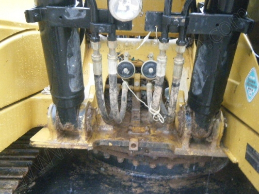 รถแบคโฮ ยี่ห้อ CAT รุ่น 312D รถออกห้างเมโทร