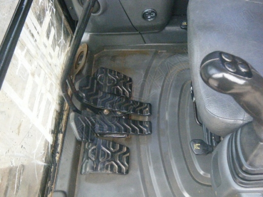 รถแบคโฮ ยี่ห้อ CAT รุ่น 312D รถออกห้างเมโทร