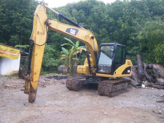 รถแบคโฮ ยี่ห้อ CAT รุ่น 312D รถออกห้างเมโทร