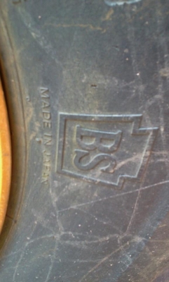 ขาย WA300-1 จากญี่ปุ่นแท้  มี  VDO  ให้ดู พร้อม เล่ม ทะเบียน จัดไฟแนนท์ ได้  1,000,000  คุณ กฤต