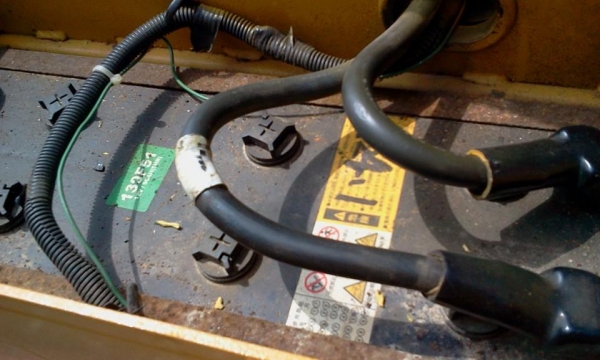 ขาย WA300-1 จากญี่ปุ่นแท้  มี  VDO  ให้ดู พร้อม เล่ม ทะเบียน จัดไฟแนนท์ ได้  1,000,000  คุณ กฤต