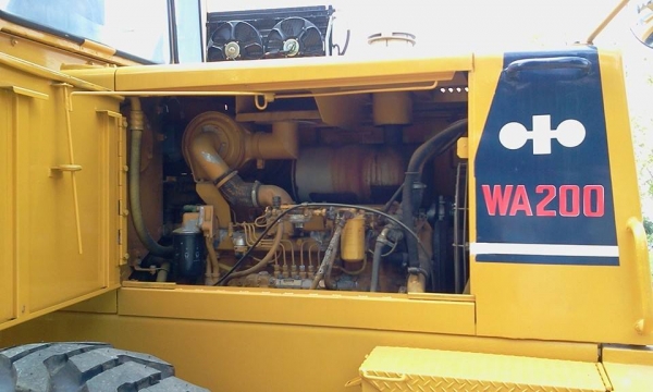 ขาย WA200-1 จากญี่ปุ่นแท้  มี VDO ให้ดู   เล่ม ทะเบียน จัดไฟแนนท์ ได้ 0856177640 คุณ กฤต ลำปาง