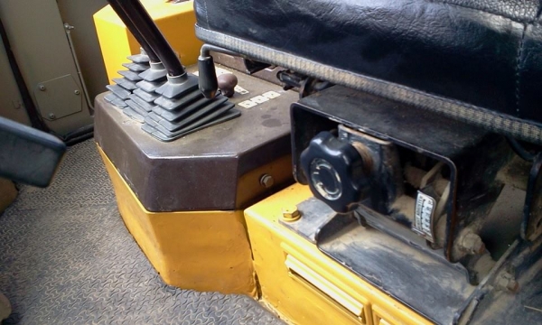 ขาย WA200-1 จากญี่ปุ่นแท้  มี VDO ให้ดู   เล่ม ทะเบียน จัดไฟแนนท์ ได้ 0856177640 คุณ กฤต ลำปาง