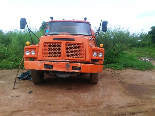 รถสิบล้อ สองเพลา NISSAN Ud เครื่อง Pd6  260 แรงม้า จุน้ำได้ 14,000 ลิตร รถพร้อมใช้งาน.