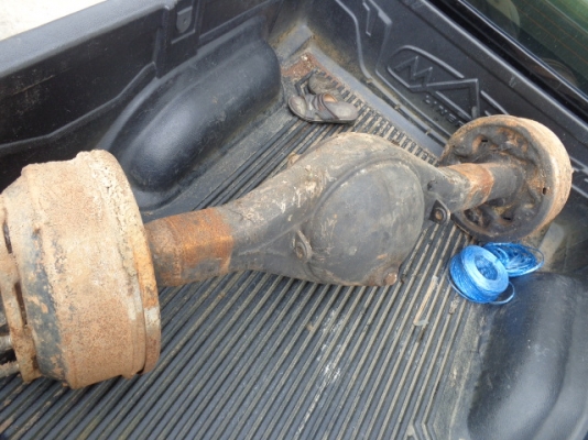 ขายเฟืองท้าย หกล้อTOYOTA ใหญ่ 8 รู ราคาถูก 8500