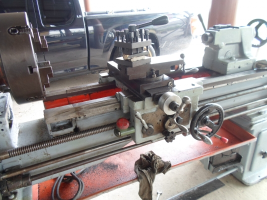 เครื่องกลึง 6 ฟุต เกียร์บล็อก 3 เพลา ขาย 80,000 พร้อมใช้ เครื่องกลึง 6 ฟุต เกียร์บล็อก 3 เพลา ขาย 80,000 พร้อมใช้