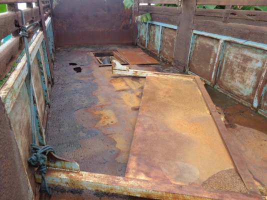 ขายกระบะ 10 ล้อพร้อมลูกดั้ม พร้อมคัชซี ติดกระบะ ใส่ rocky หรือ UD ได้ราคา 120000