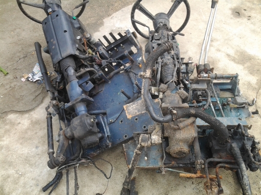 ขายพวงมาลัย โฟคลิฟ 2 ตัว