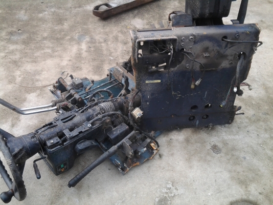 ขายพวงมาลัย โฟคลิฟ 2 ตัว