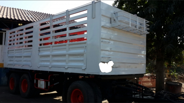 ขายหางพ่วง3เพลาแท้ยาว 7 เมตร รถปี50 ดั้มถุงลมยกล้อได้ 500000