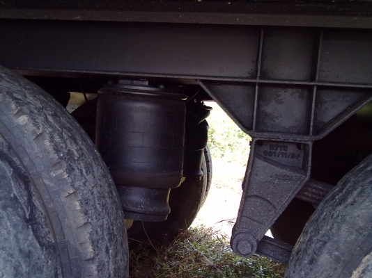 ขายหางพ่วง3เพลาแท้ยาว 7 เมตร รถปี50 ดั้มถุงลมยกล้อได้ 500000