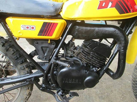 ขาย dt 100 มีทะเบียน