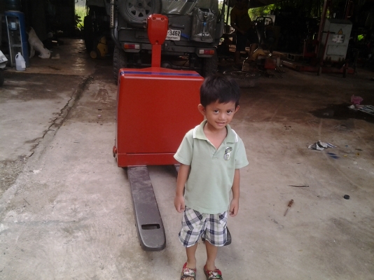 ขายแฮนด์ลิฟไฟฟ้า ใช้มอเตอร์ ยกขึ้นลง เดินหน้า ถอยหลัง ขายแฮนด์ลิฟไฟฟ้า ใช้มอเตอร์ ยกขึ้นลง เดินหน้า ถอยหลัง