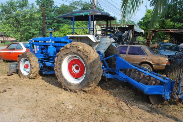 ขายรถไถฟอร์ด