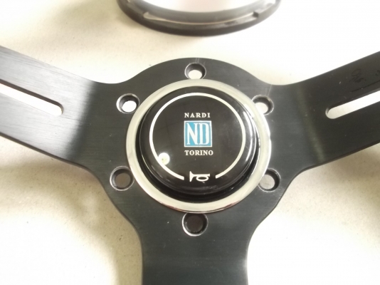 พวงมาลัย พวงมาลัย