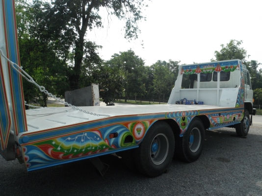 ขายรถเทรลเลอร์ 10 ล้อ HINO รถ 2 เพลา บรรทุกรถเกี่ยวข้าว เครื่อง EP100 เทอร์โบ = 285 แรงม้า (รถอยู่สุพรรณบุรี)