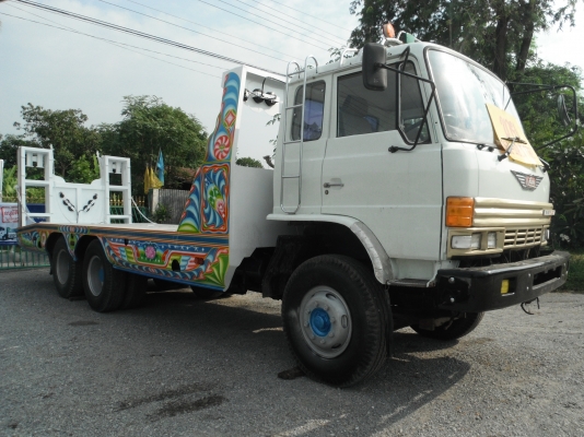 ขายรถเทรลเลอร์ 10 ล้อ HINO รถ 2 เพลา บรรทุกรถเกี่ยวข้าว เครื่อง EP100 เทอร์โบ = 285 แรงม้า (รถอยู่สุพรรณบุรี)