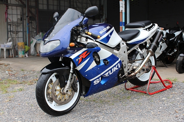 แม็กสิงห์บุรี//SUZUKI TL1000R ปี2000 หัวฉีด สภาพสวยท่อสูตร พร้อม สรรพาสมิตร 105000 ด่วนๆ