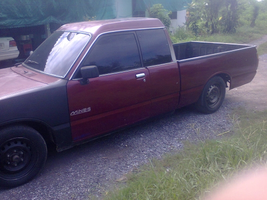 อีซุซุแคป KB 2500  87HP เครื่องนางฟ้าสวยสวยเดิมเดิมไม่มีไอ