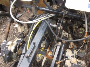 ขาย- รถดำนา ปลูกข้าว แบบนั่งขับ ISEKI 4 แถว มือสองเก่าญี่ปุ่น ขาย- รถดำนา ปลูกข้าว แบบนั่งขับ ISEKI 4 แถว มือสองเก่าญี่ปุ่น