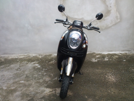 New Honda Scoopy i S12 ล้อแม๊ก 12 นิ้ว ราคา 32,500 บาท New Honda Scoopy i S12 ล้อแม๊ก 12 นิ้ว ราคา 32,500 บาท