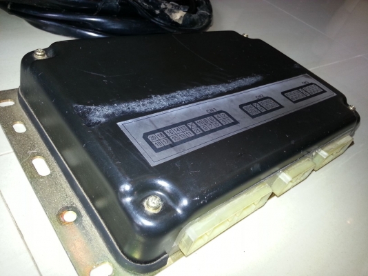 ขายกล่อง ECU ควบคุมรถบรรทุก ISUZU หัวการ์ตูน ขายกล่อง ECU ควบคุมรถบรรทุก ISUZU หัวการ์ตูน