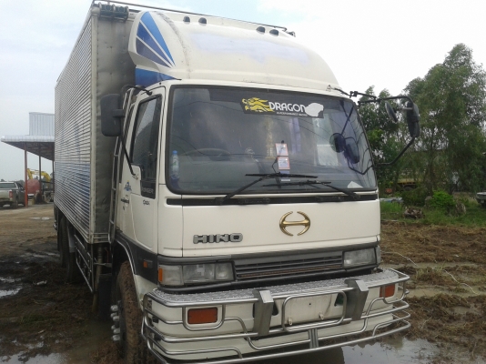 ขาย10ล้อ1เพลา ตู่แห้ง2บาน เครื่อง195 แรง