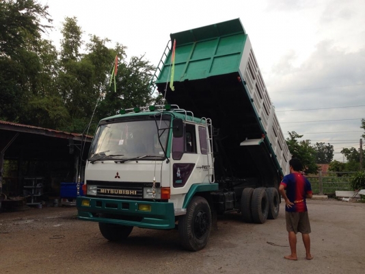 MITSUBISHI 220 แรง เทอร์โบแท้ ปี 38 ดั้ม รถสวยสภาพ พร้อมใช้งาน MITSUBISHI 220 แรง เทอร์โบแท้ ปี 38 ดั้ม รถสวยสภาพ พร้อมใช้งาน