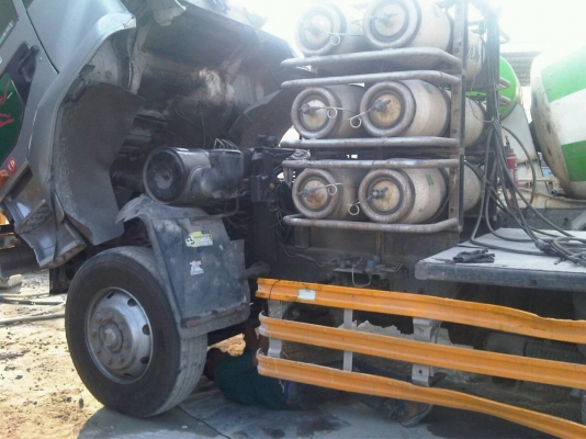 รับซ่อมแอร์ ระบบไฟฟ้า รถยก โฟล์ทลิฟท์ รถยนต์ทุกชนิด