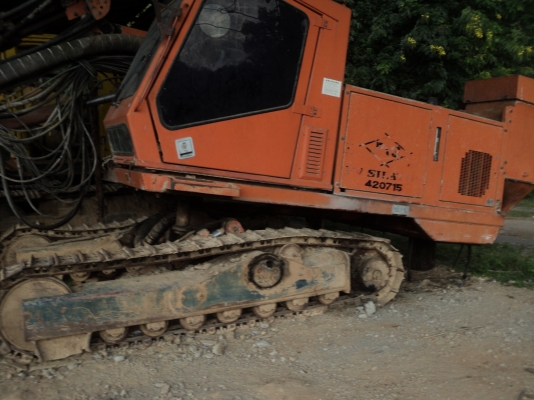 รถแบคโฮ เจาะหิน TAMROCK FW 33310 มีแอร์