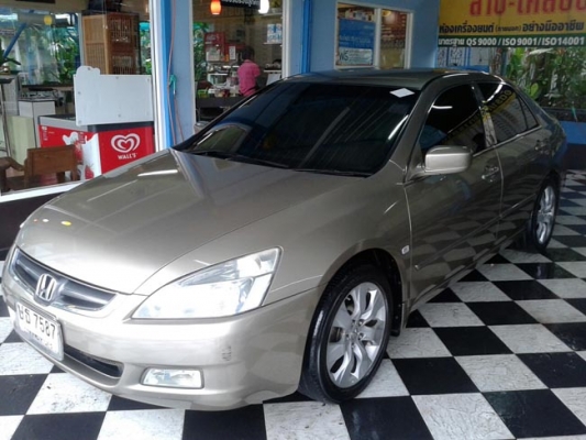 ขายรถบ้าน HONDA ACCORD 2.4 EL i-VTEC AUTO NGV ปี 2004 ตัวท๊อปสุด รถมือเดียว ซื้อสดป้ายแดงมา พร้อมใช้ ประหยัดสุดๆ