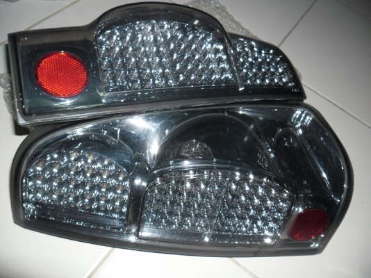 ขายไฟท้ายแต่งLEDของ D-MAX มือสองคับ