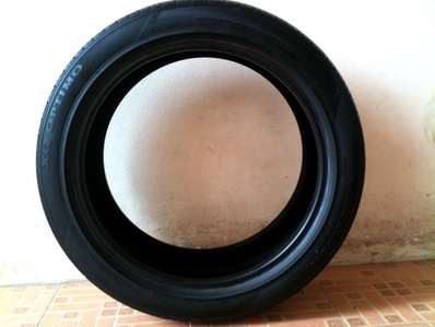 ยาง 1 เส้น 17 นิ้ว Hankook 215-45-R17 สภาพสวยครับ ยาง 1 เส้น 17 นิ้ว Hankook 215-45-R17 สภาพสวยครับ