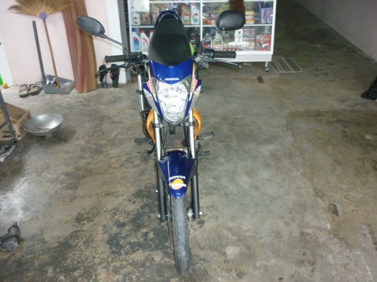 โซนิค 125 cc สตาทมือรถเดิมวิ่งน้อย  35000 บาท