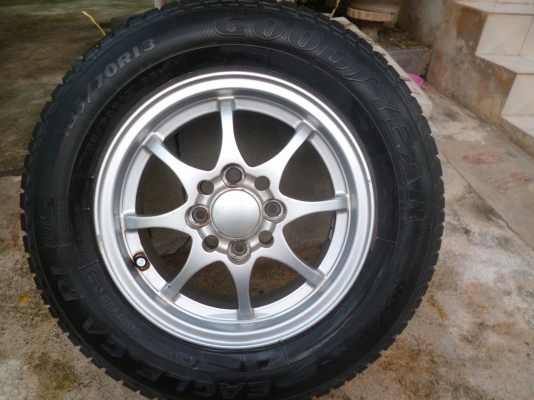 ขายแม๊กขอบ 13 นิ้ว พร้อมยาง 185/70/13  ใส่ 4 รู100/110